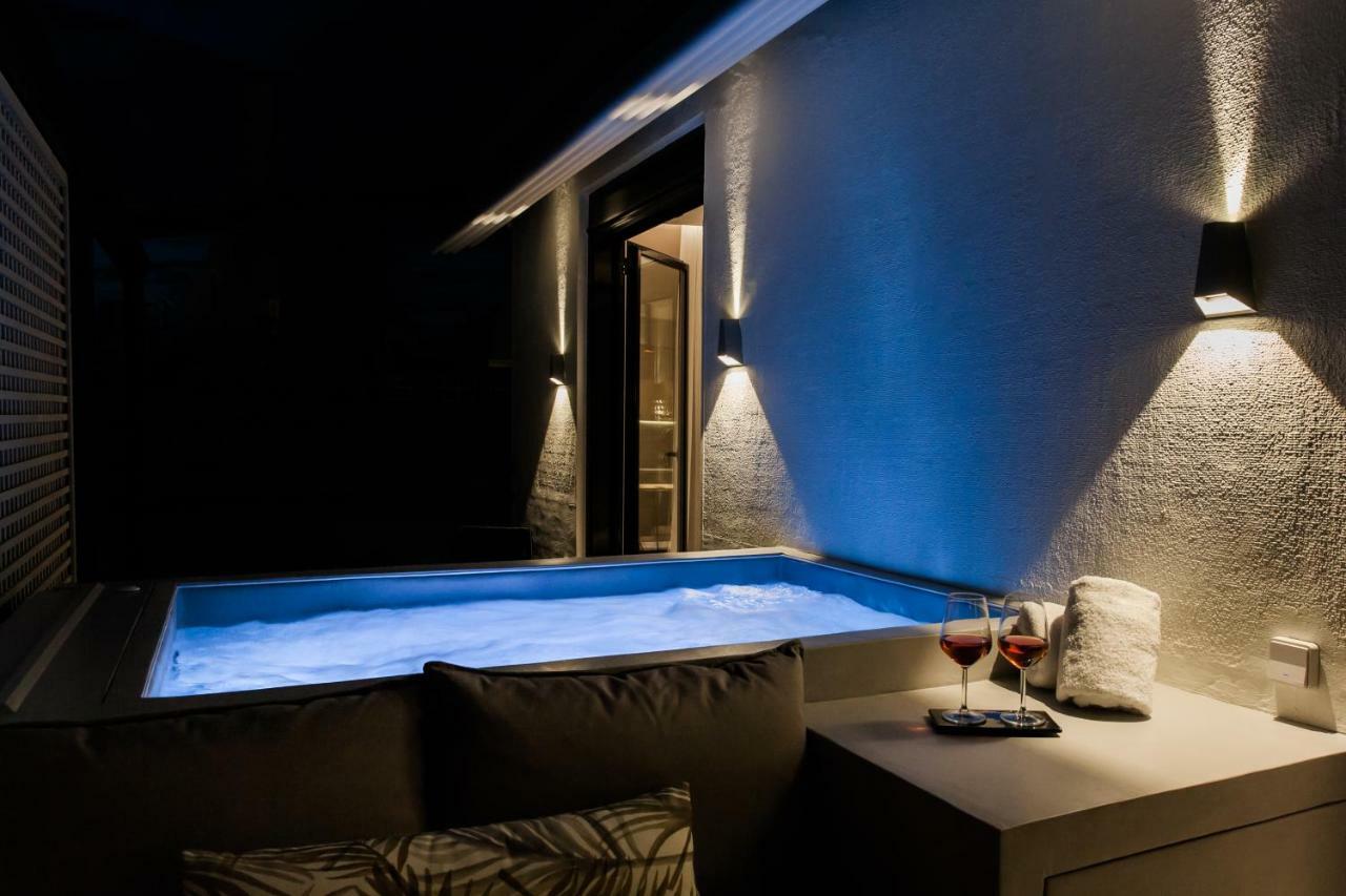 *** Boutique Syntagma Apartment W/ Plunge Pool *** Athens Exterior photo